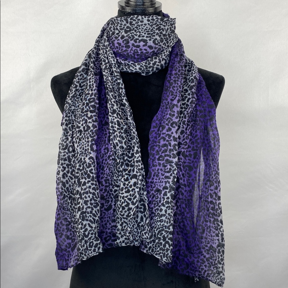 Miley Cyrus & Max Azria Hannah Montana Purple Leopard Print Scarf 64”X 23”